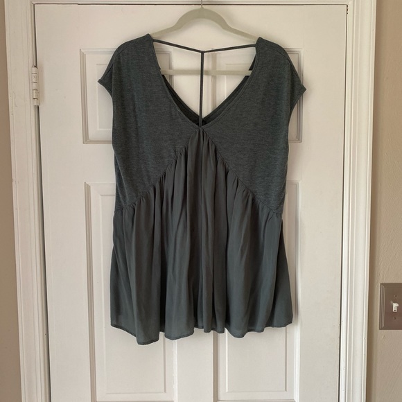 Anthropologie flow top - Picture 2 of 3